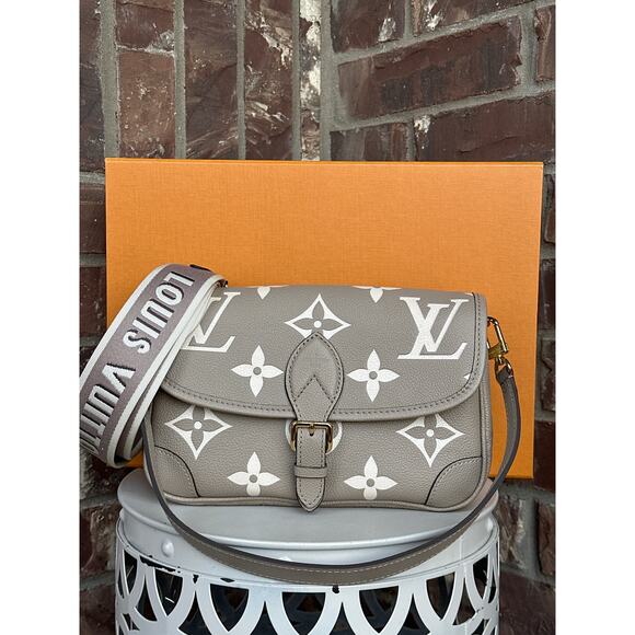 Louis Vuitton Handbags - Louis Vuitton Diane Bicolor Monogram Empreinte Giant NM 54121